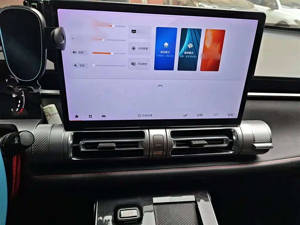 GAC Trumpchi Yingku 2022 Model 1.5T Supernova Pro Edition фото 6