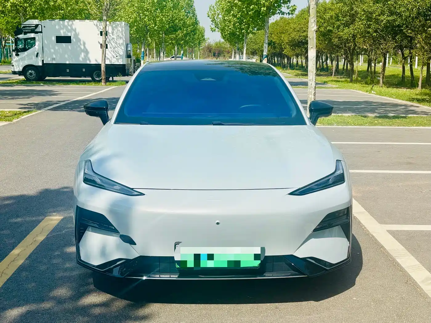 GEELY GALAXY GALAXY E8