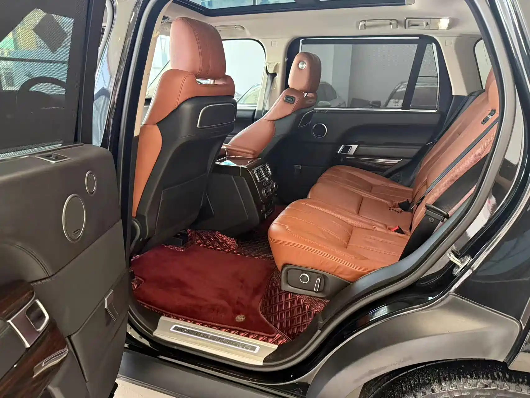 صورة 8 - Land Rover Range Rover