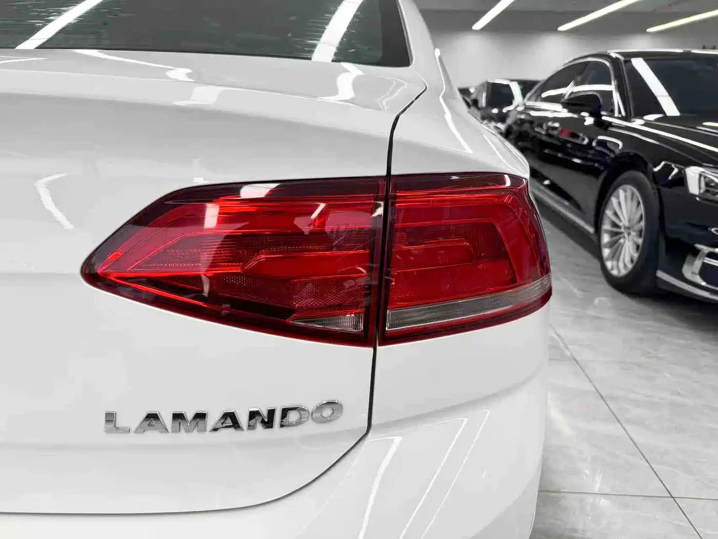Volkswagen Lamando 2017 230TSI DSG Trend Edition фото 18