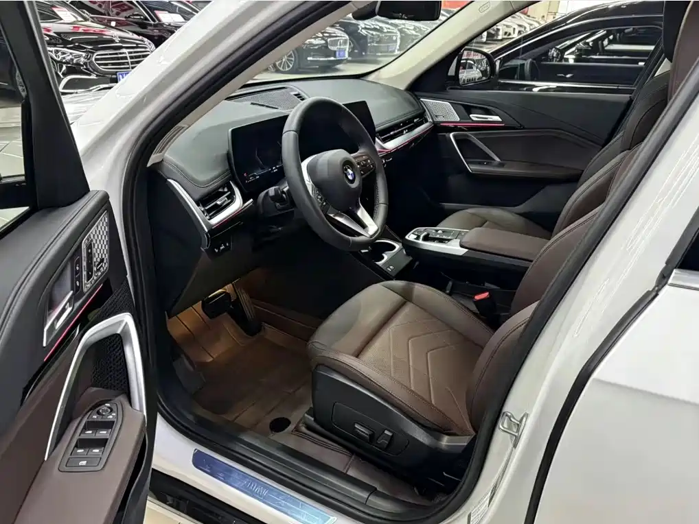 BMW X1 2025 sDrive25Li X Design Package фото 6