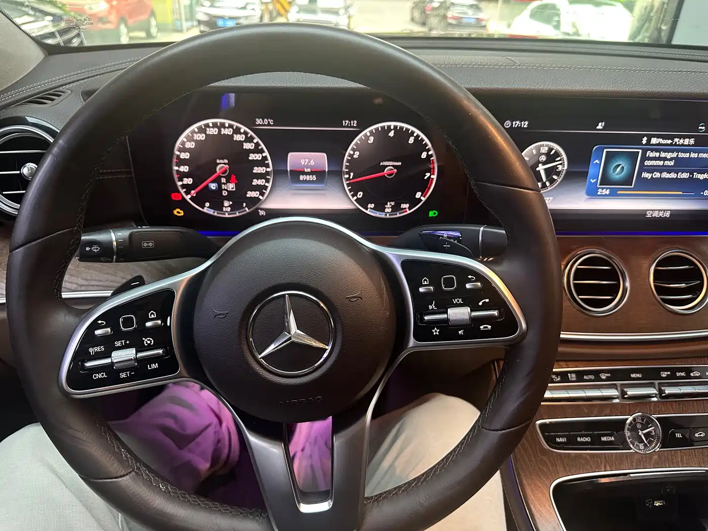 Mercedes-Benz E-Class 2019 E 300 L Luxury фото 6