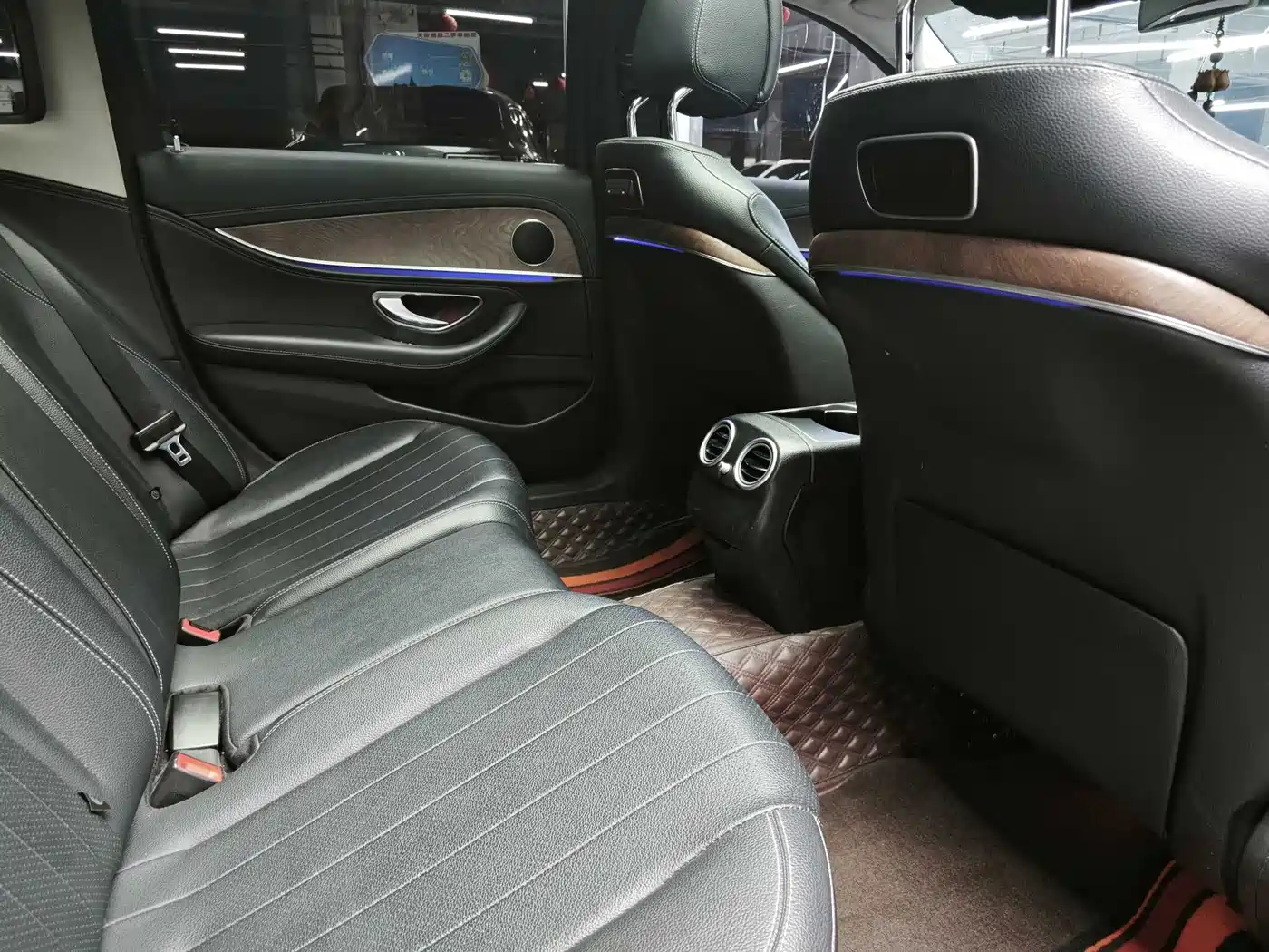 Mercedes-Benz E-Class 2020 Facelift E 300 L Fashion фото 10