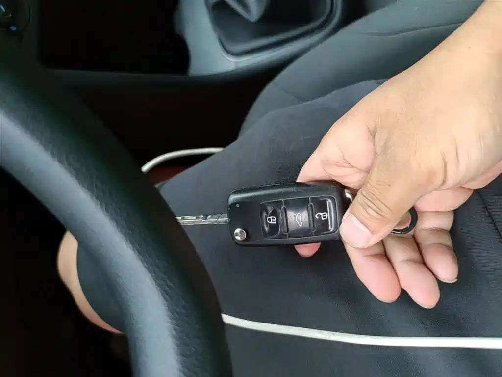 Volkswagen Polo 2016 1.4L Manual Trend фото 9