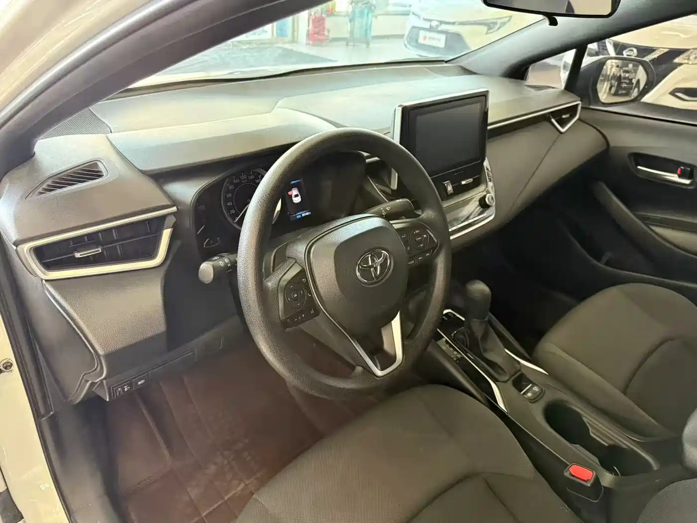 Toyota Levin 2021 185T CVT Luxury Edition фото 7