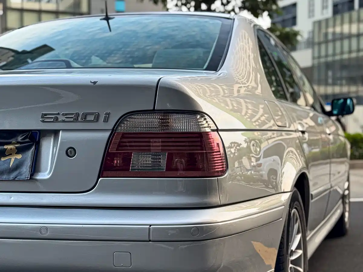 BMW 5 Series (Import) фото 7