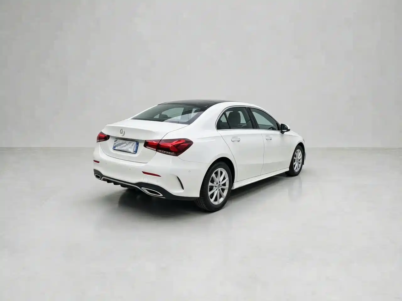 Mercedes-Benz A-Class 2021 A 200 L Sport Sedan Fashion Edition фото 6