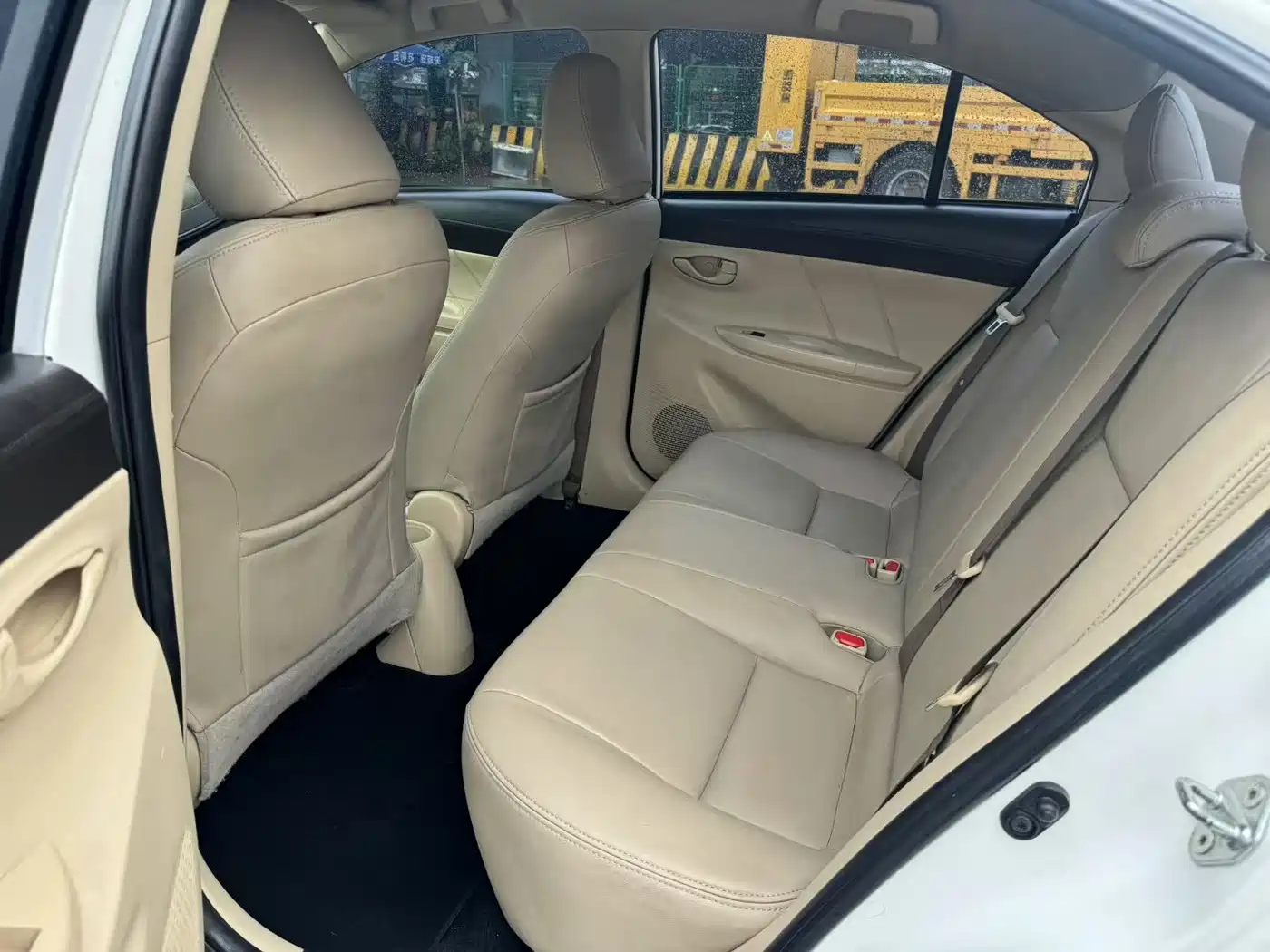 Toyota Vios 2016 1.5L Automatic Zhi Zhen Xing Yao Edition фото 5