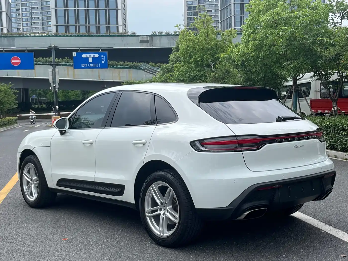 Porsche Macan 2025 Macan 2.0T Dream Chaser Edition фото 15