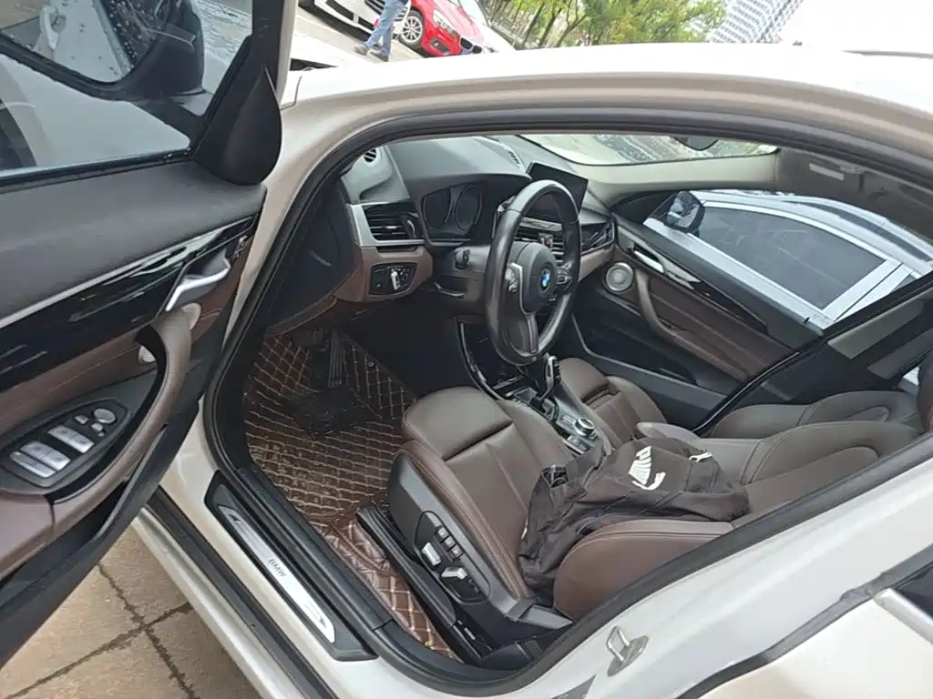Photo 16 - BMW X1
