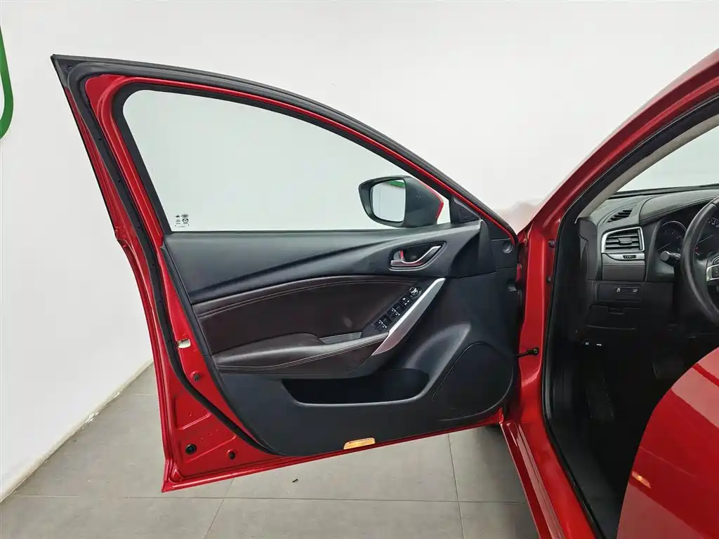 Mazda Atenza 2017 2.0L Skyactiv-G Luxury фото 8