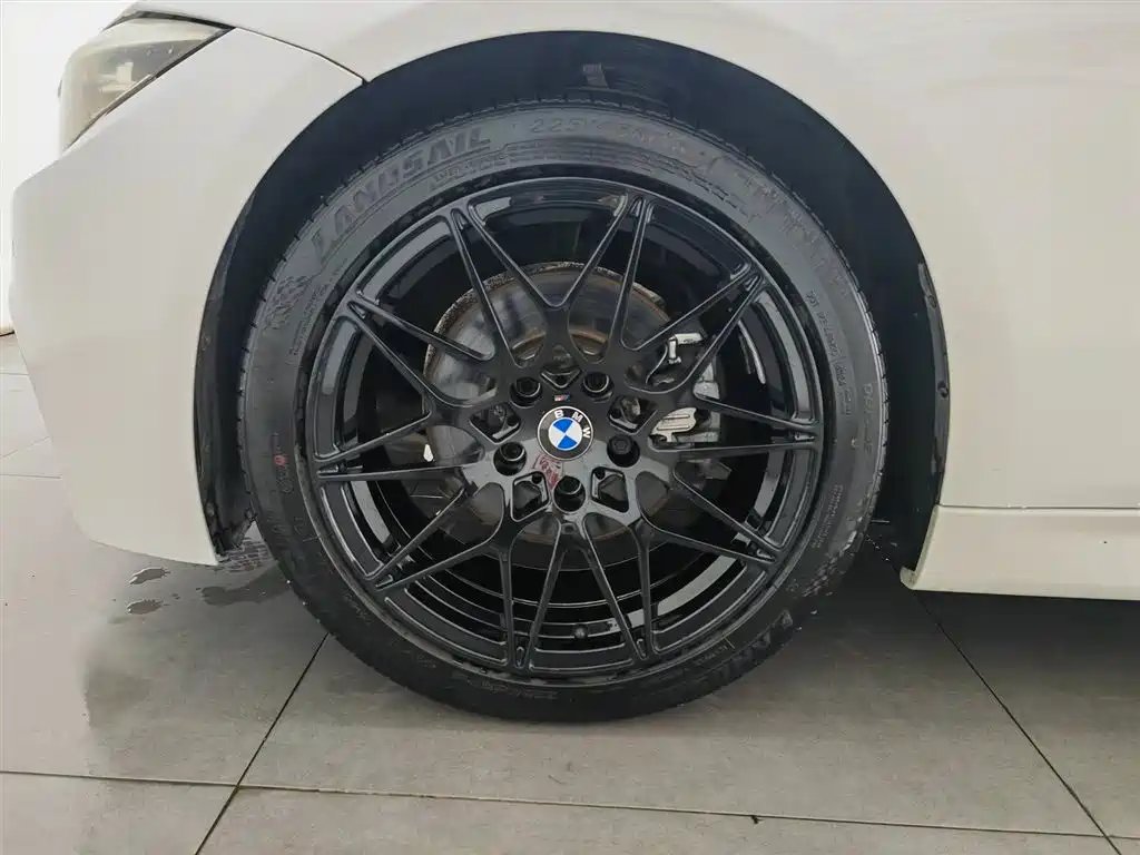 BMW 3 Series 2017 320Li M Sport фото 17