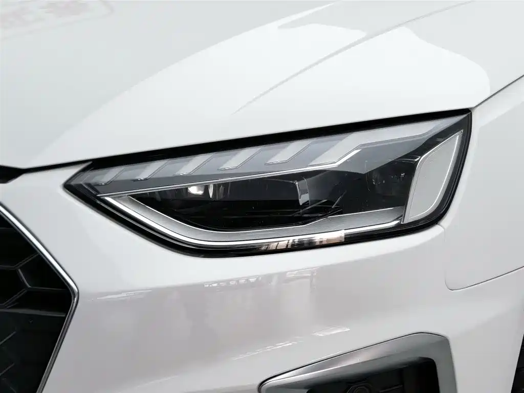 Audi A4L 2020 40 TFSI Luxury Dynamic фото 7