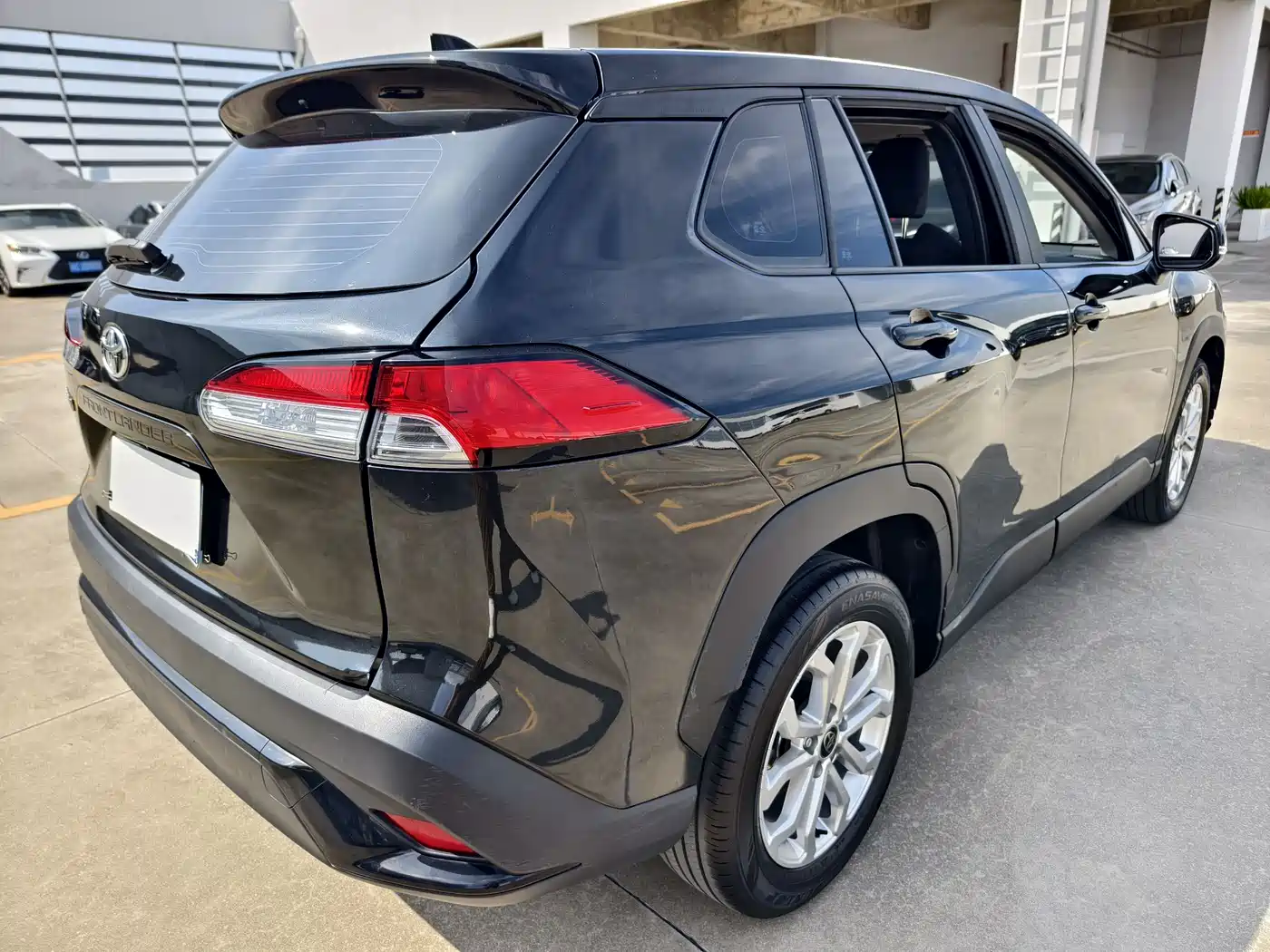 Toyota Frontlander 2024 2.0L CVT Elite Edition фото 5