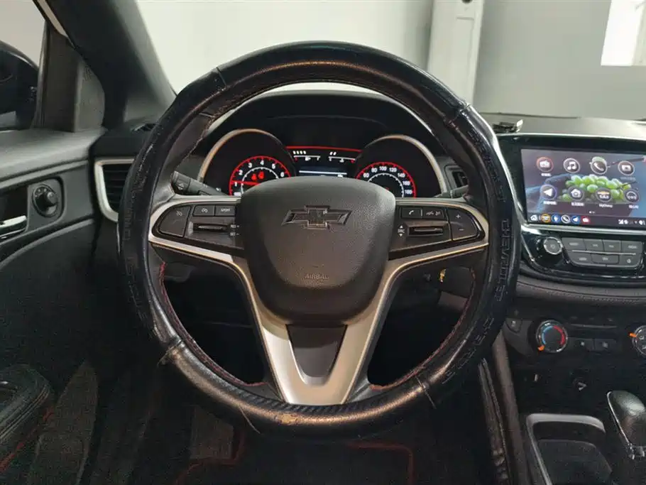 Chevrolet Monza 2022 Mild Hybrid RS 330T Automatic Comfort Edition фото 15