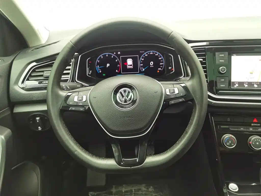 Volkswagen T-ROC 2019 280TSI DSG 2WD Comfort Version China VI фото 11