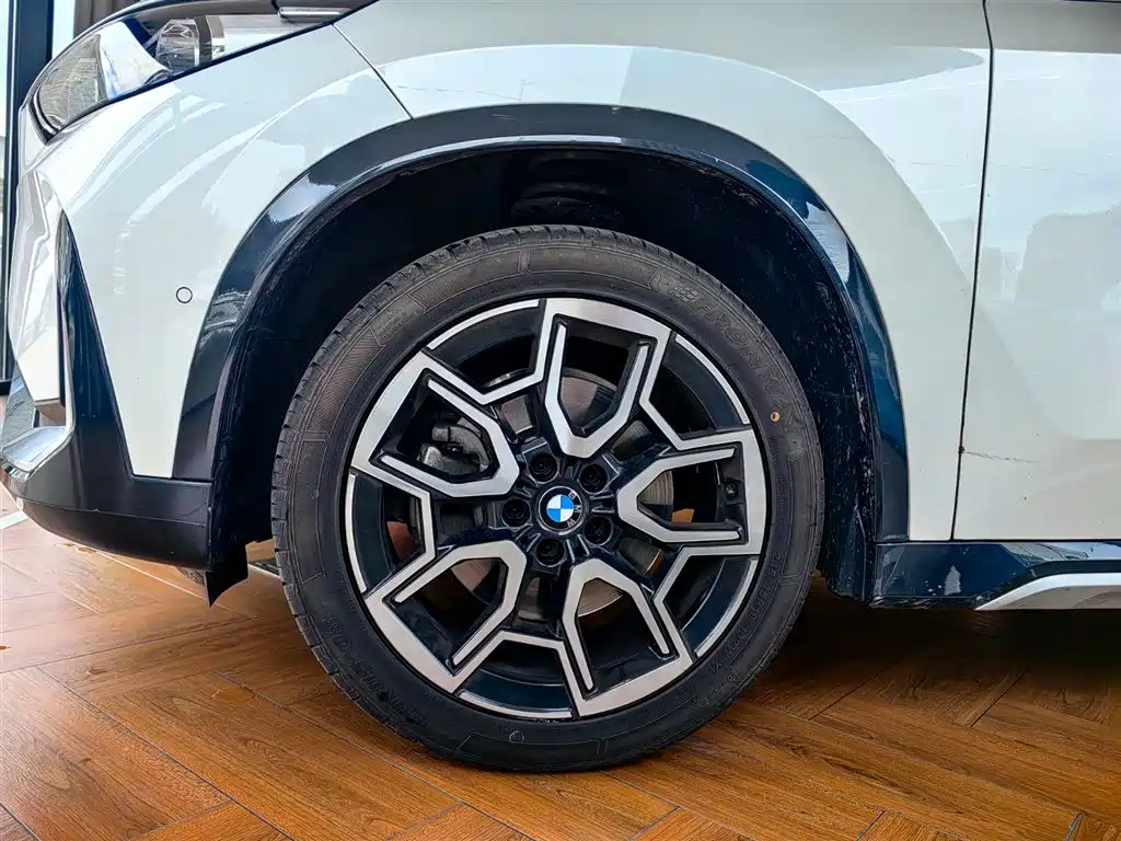 BMW X1 2023 sDrive25Li M Sport Package фото 15