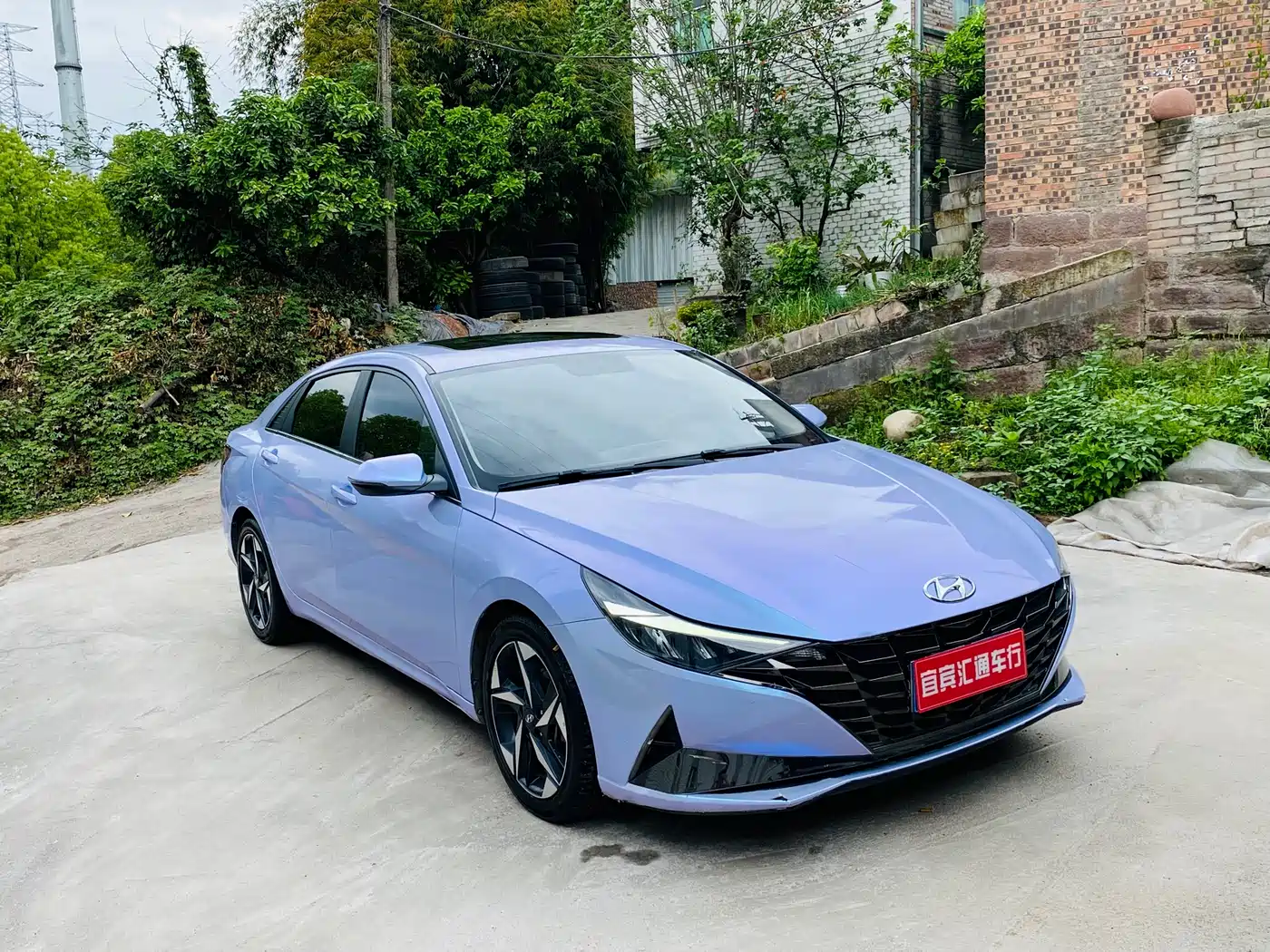 Hyundai Elantra 2022 1.5L CVT GLS Leading Edition фото 3