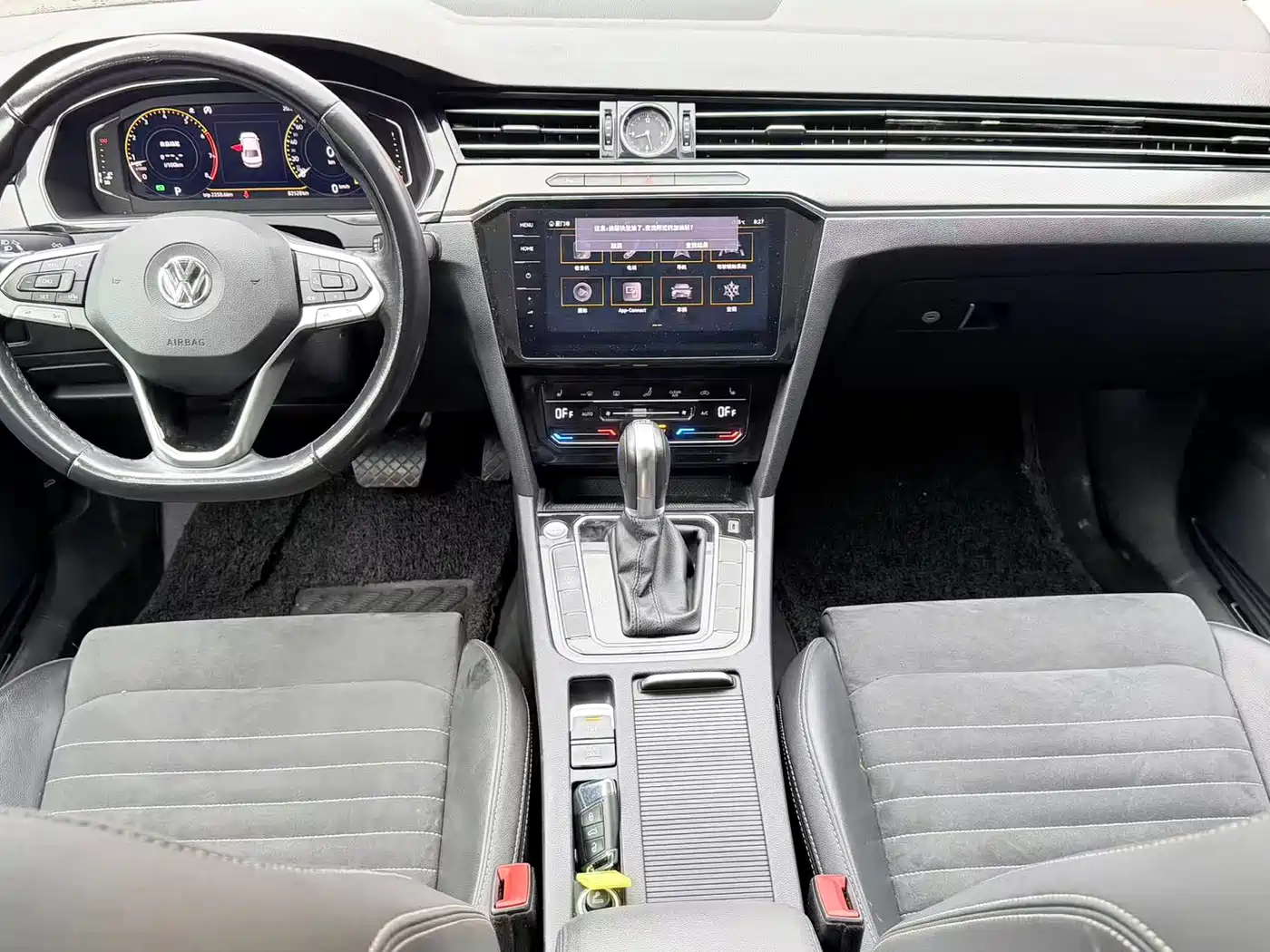 Volkswagen Magotan 2019 330TSI DSG Luxury China V фото 5
