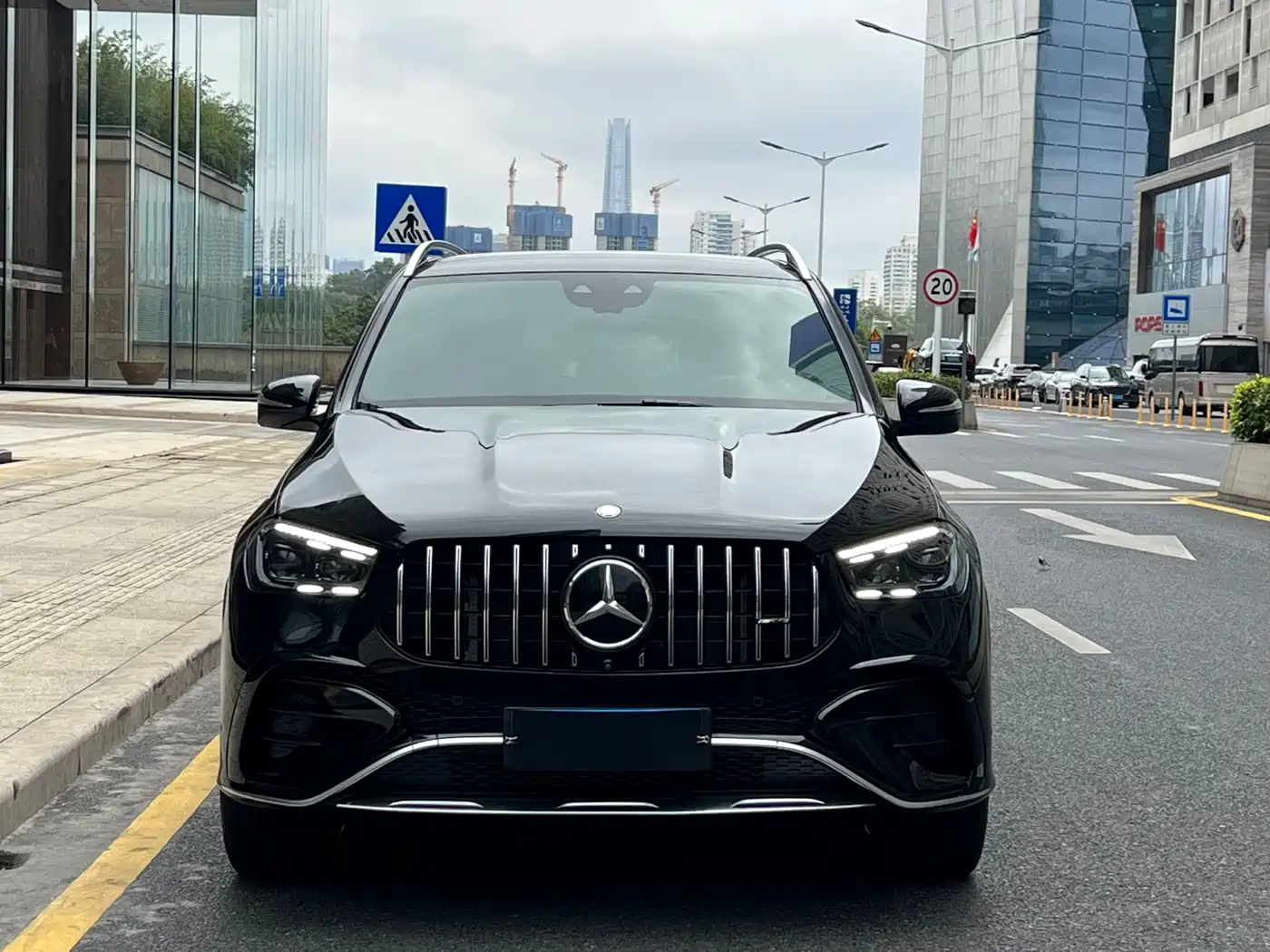 Mercedes-Benz GLE AMG 2024 AMG GLE 53 4MATIC+ фото 2