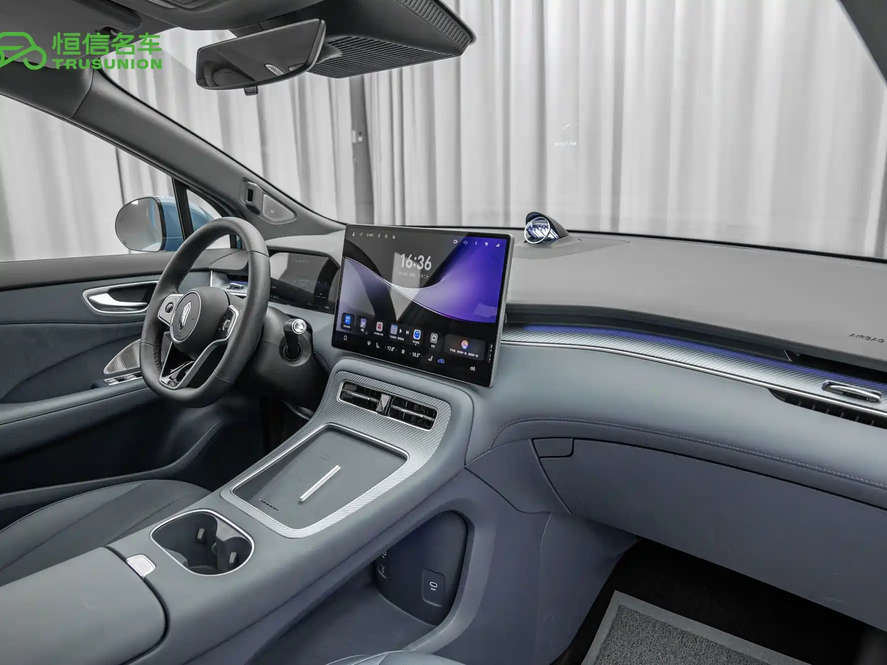صورة 9 - Shangjie SUV