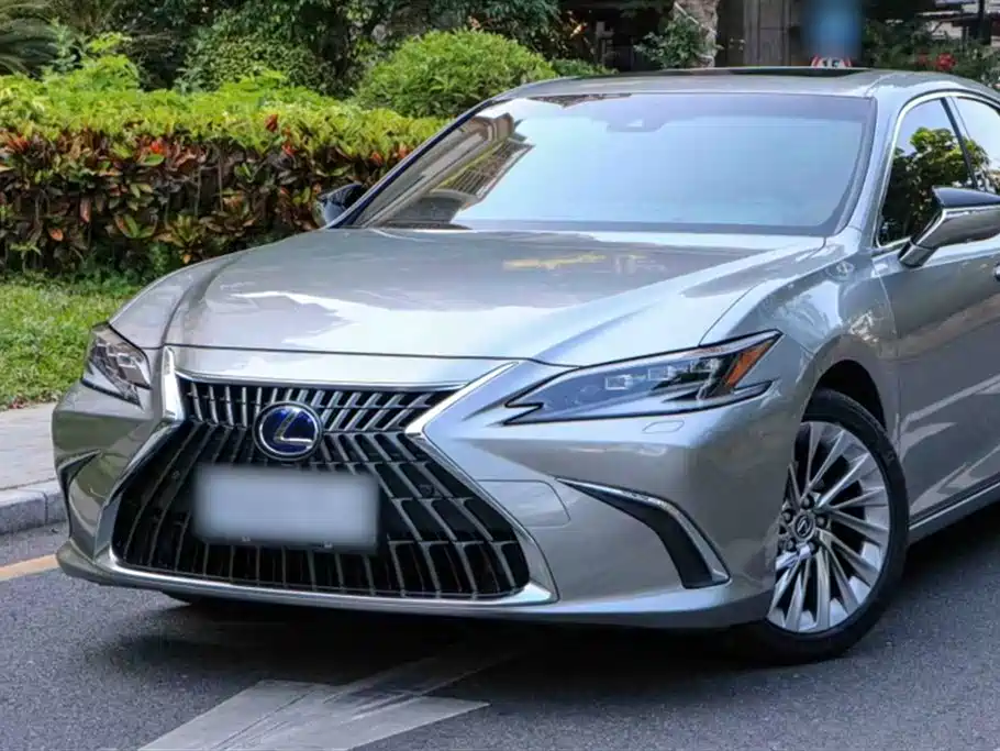 Lexus ES 2021 300h Executive Edition
