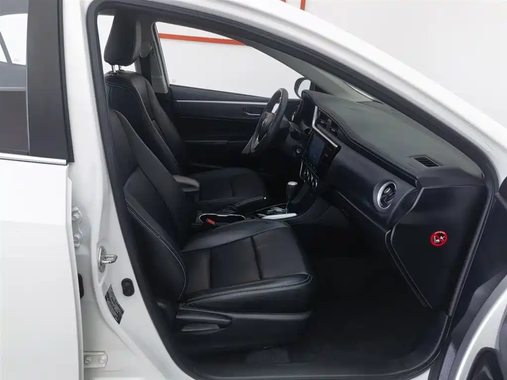Toyota Corolla 2018 1.2T S-CVT GL-i Smart Shine Edition фото 23