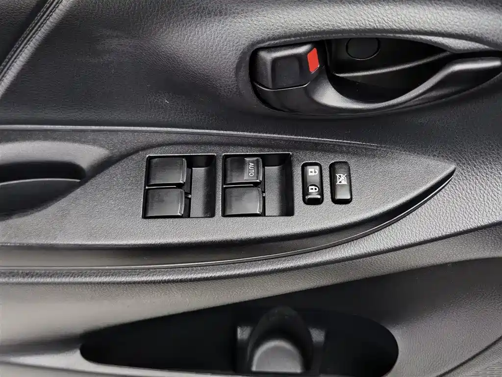 Toyota YARiS L Zhi Xuan 2021 1.5L CVT Leading Edition фото 9