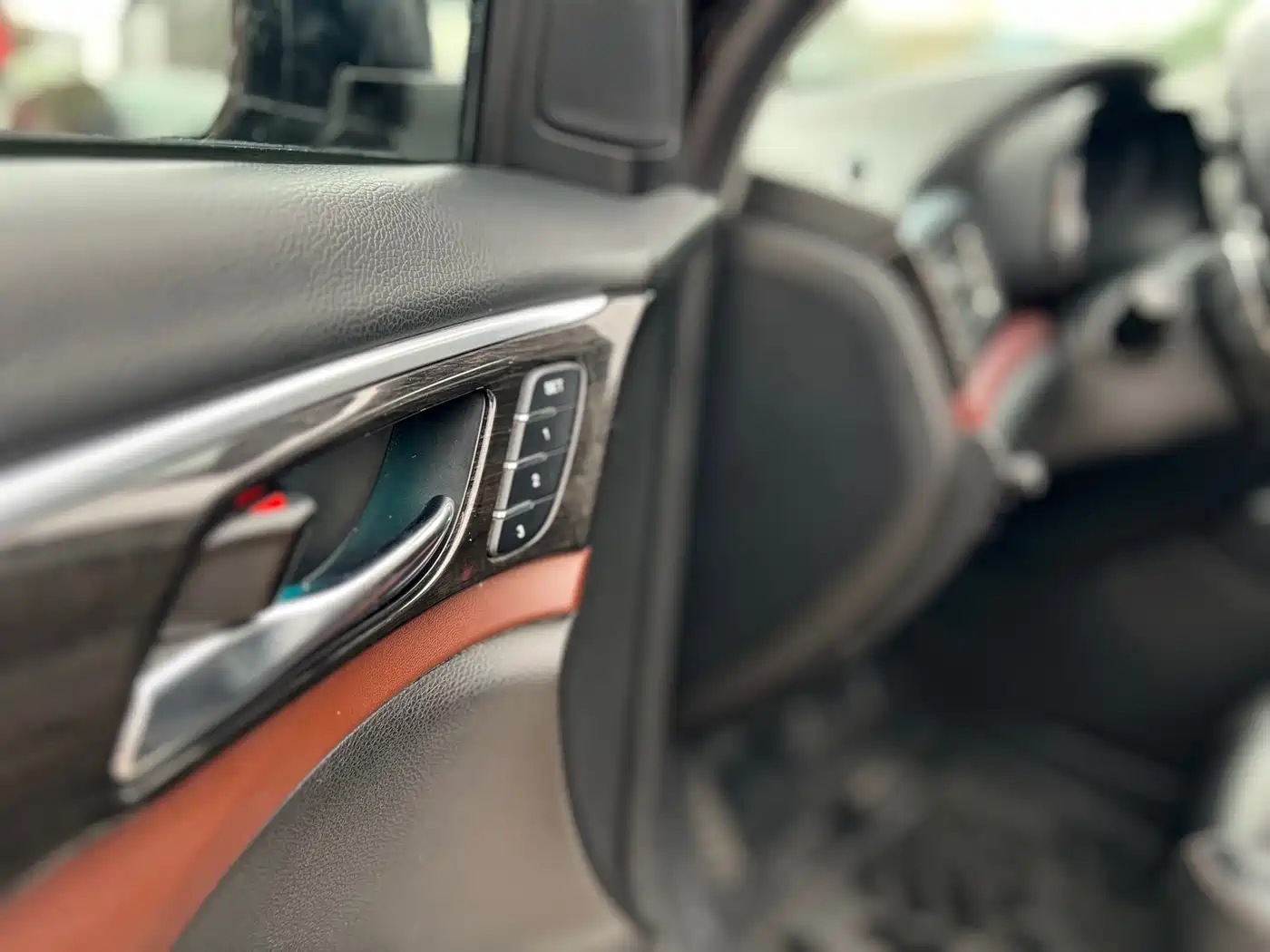 GAC Trumpchi Trumpchi GS8 2017 320T 2WD Luxury Smart Connect (7-seater) фото 14