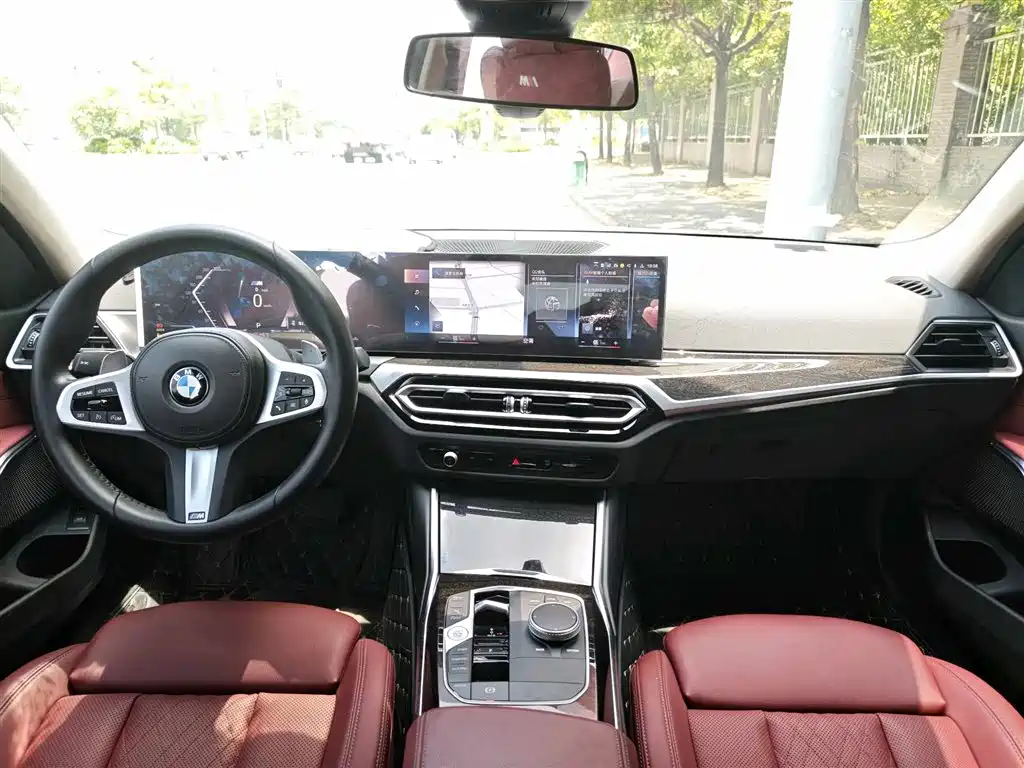 BMW 3 Series 2023 325Li M Sport Package фото 5