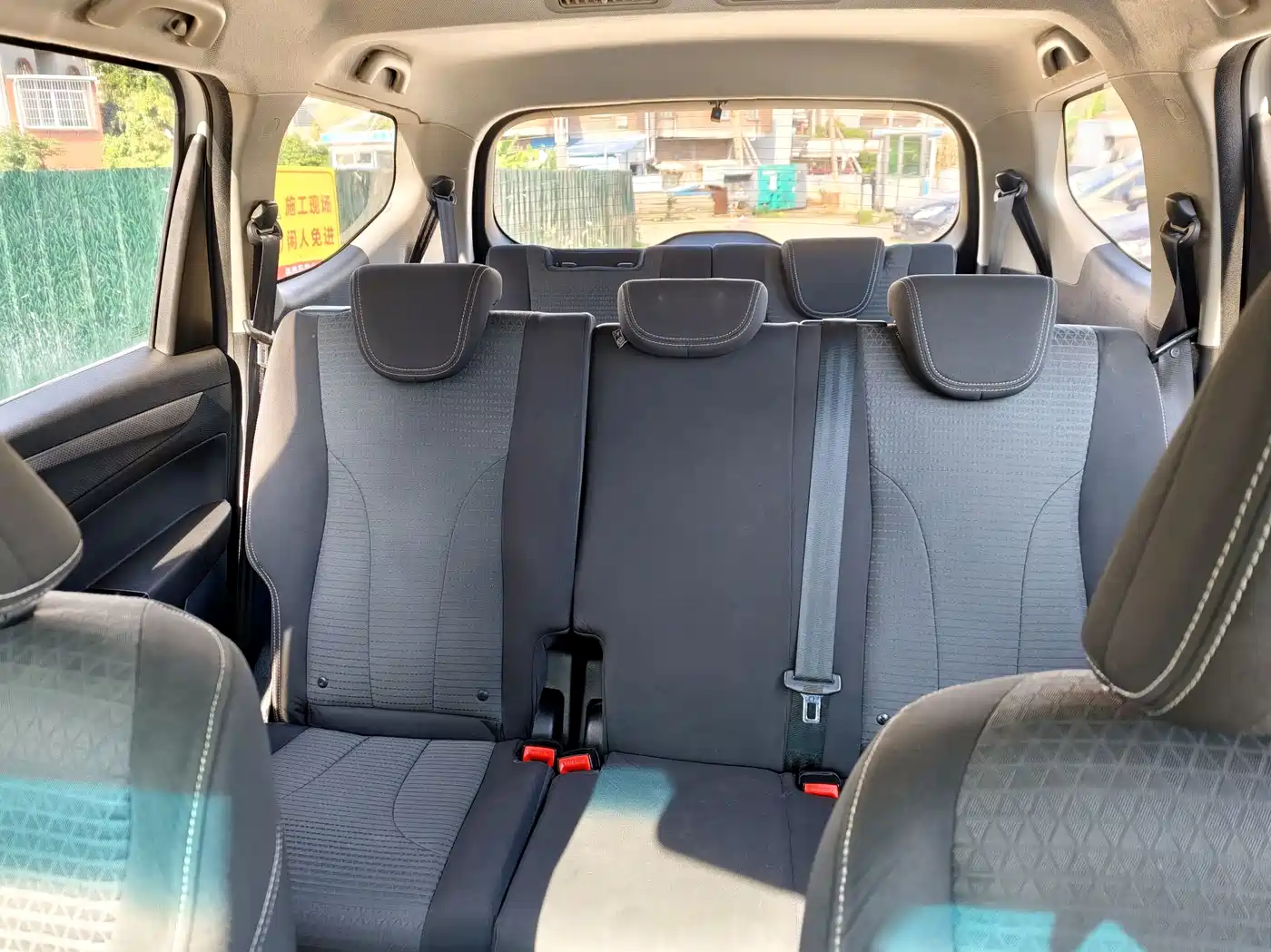 Baojun 730 2020 2019 1.5T CVT Fashion Edition 7-Seater China VI