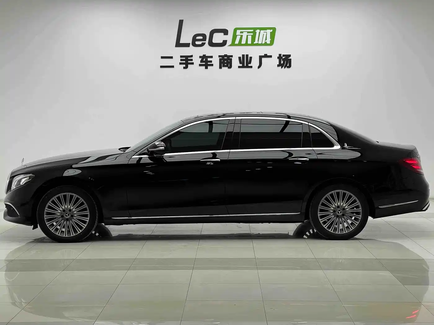 Mercedes-Benz E-Class 2019 Facelift E 300 L Sport Luxury фото 15