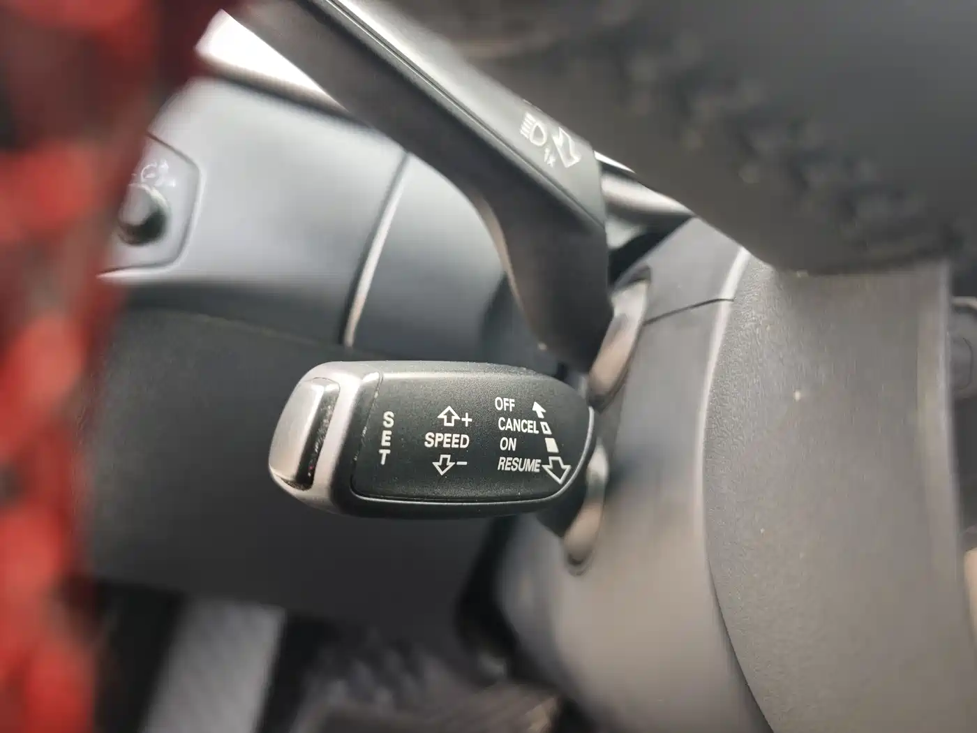 Audi A4L 2013 35 TFSI Automatic Comfort фото 12