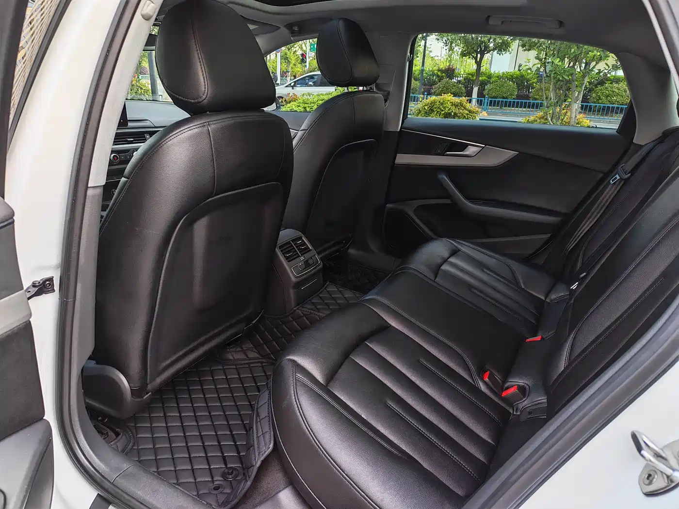 Audi A4L 2019 40 TFSI Progressive (China V) фото 9