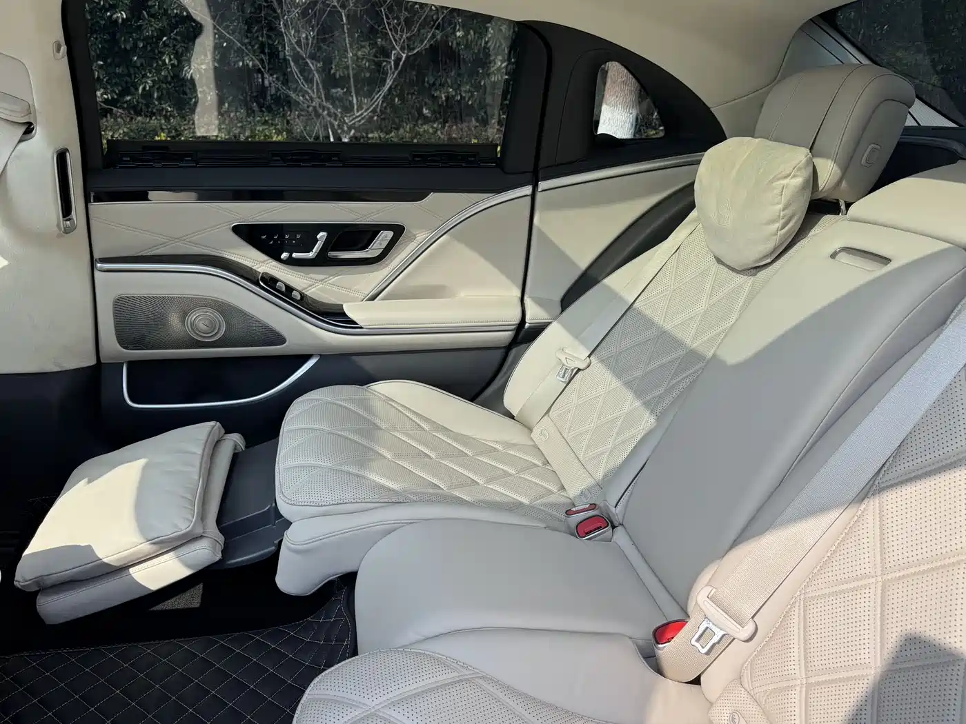 Mercedes-Benz Maybach S-Class 2024 S 480 4MATIC фото 13
