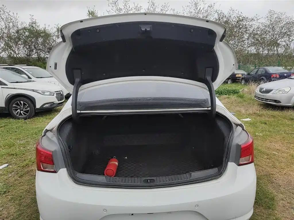 Buick Verano 2019 Sedan 20T Dual Clutch Leading фото 15