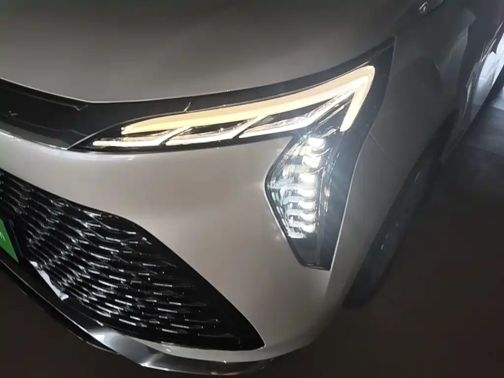 Buick Century 2023 2023 2.0T 7-Seater World Edition