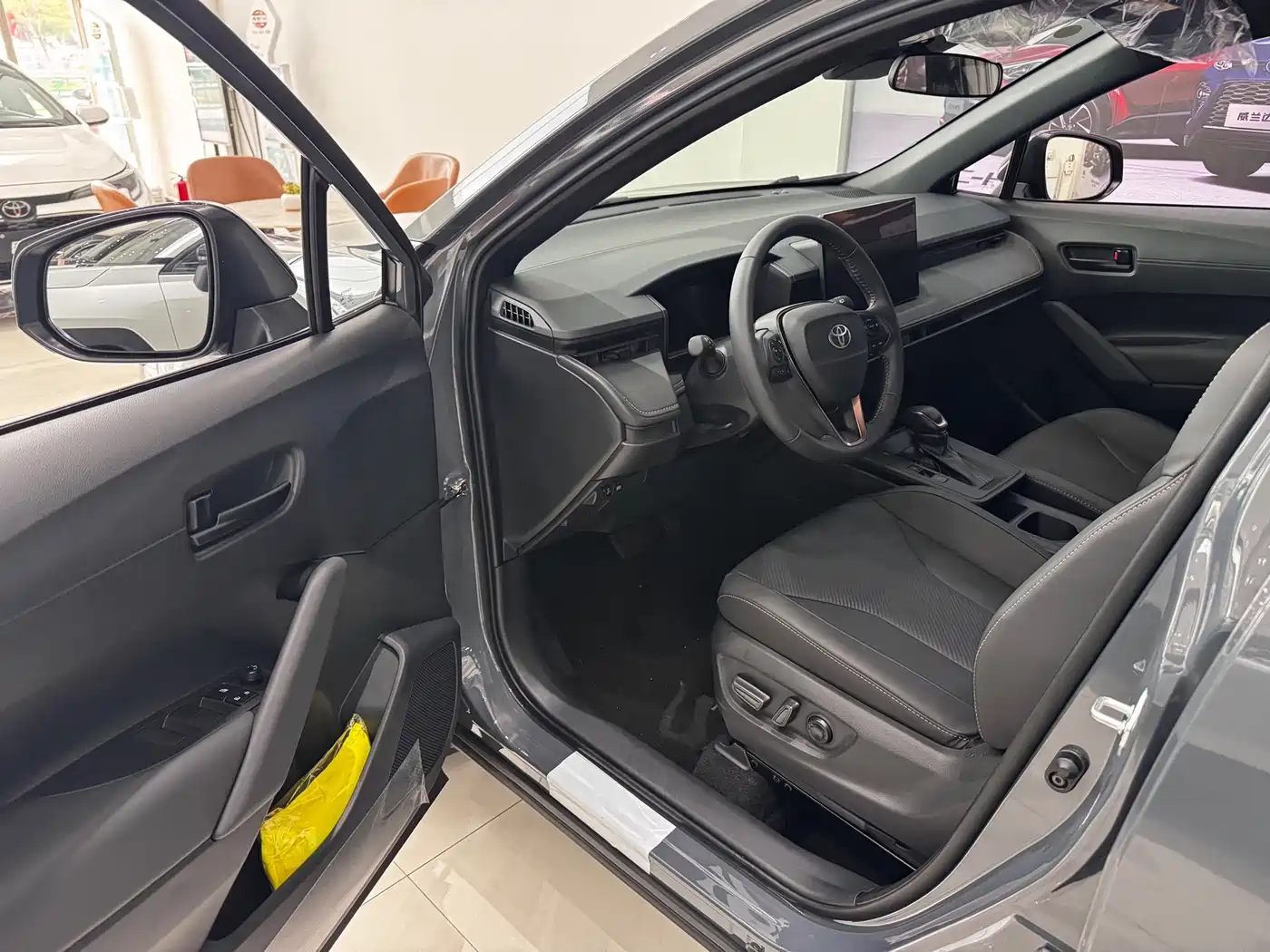Toyota Frontlander 2026 2.0L CVT Comfort Edition фото 4