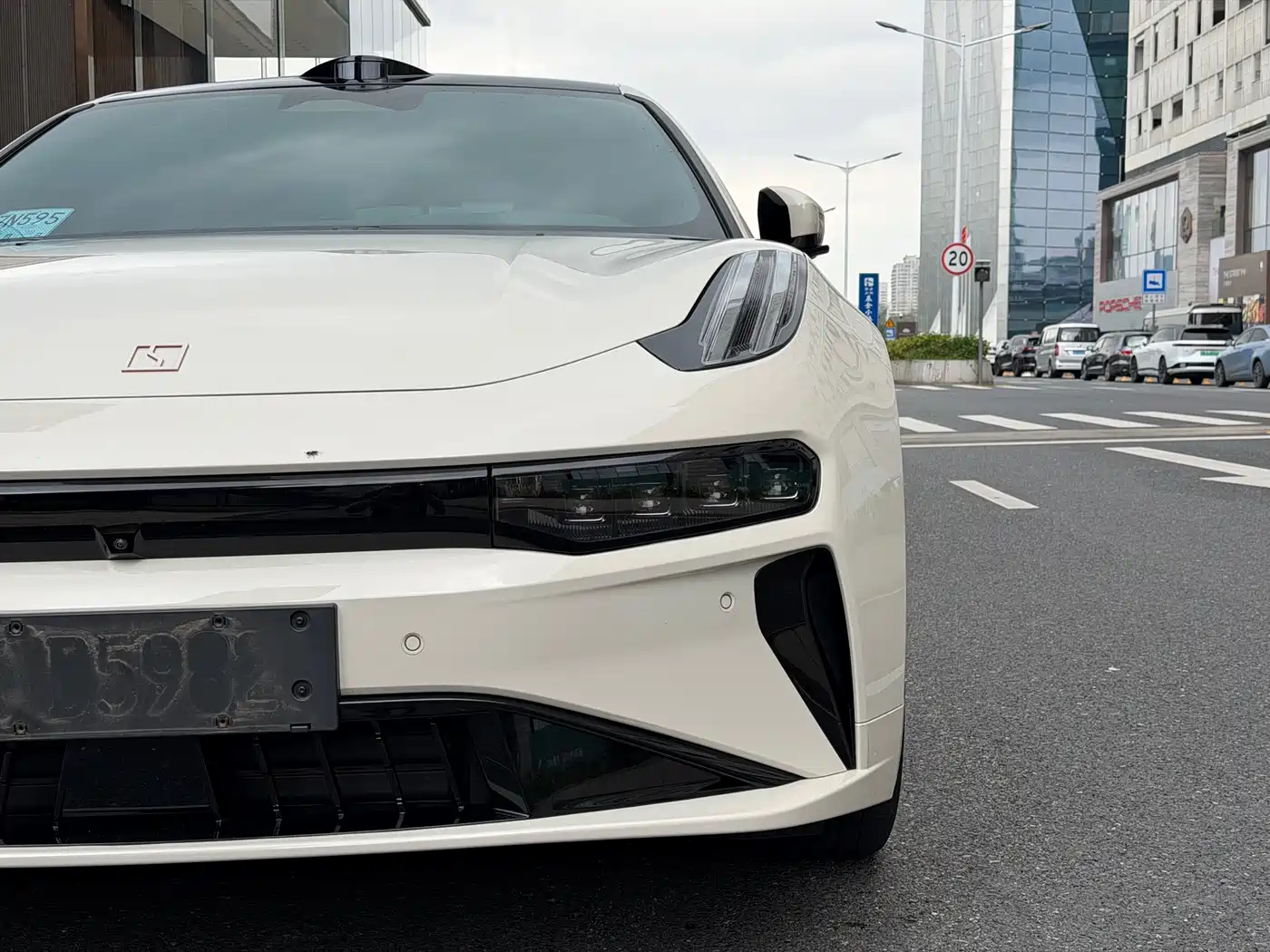 ZEEKR EXTREME KRYPTON 001