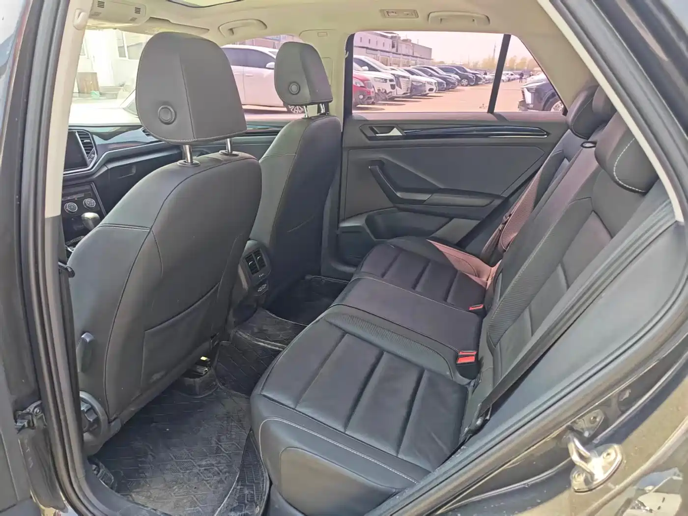 Volkswagen T-ROC 2021 280TSI DSG 2WD Luxury Connected фото 5