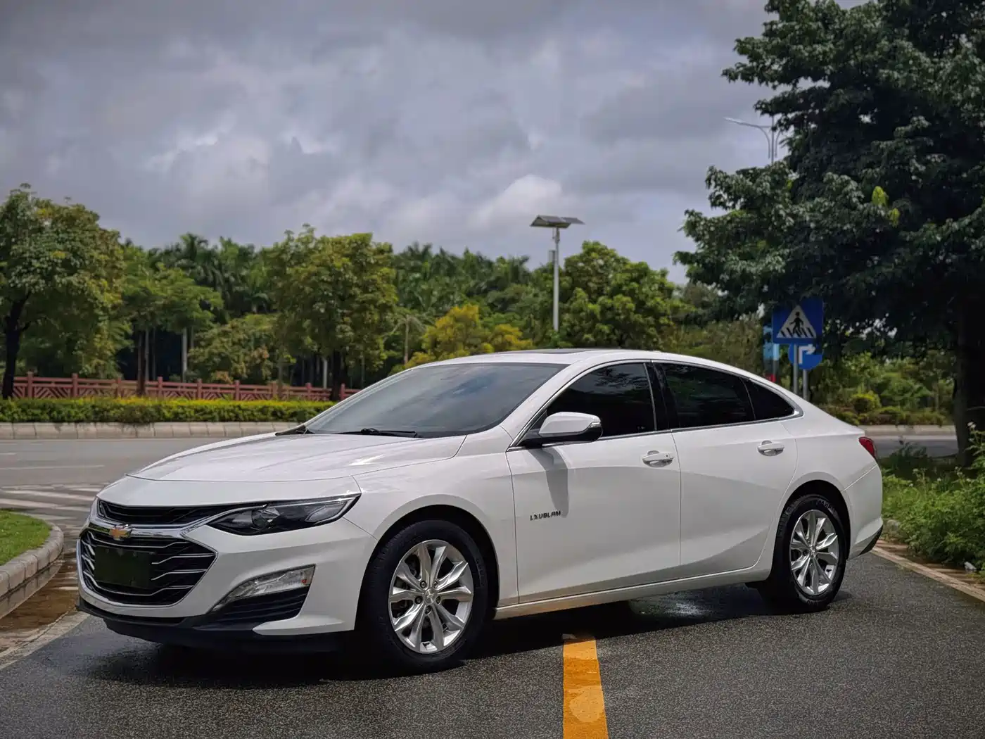 Фото 1 - Chevrolet Malibu XL