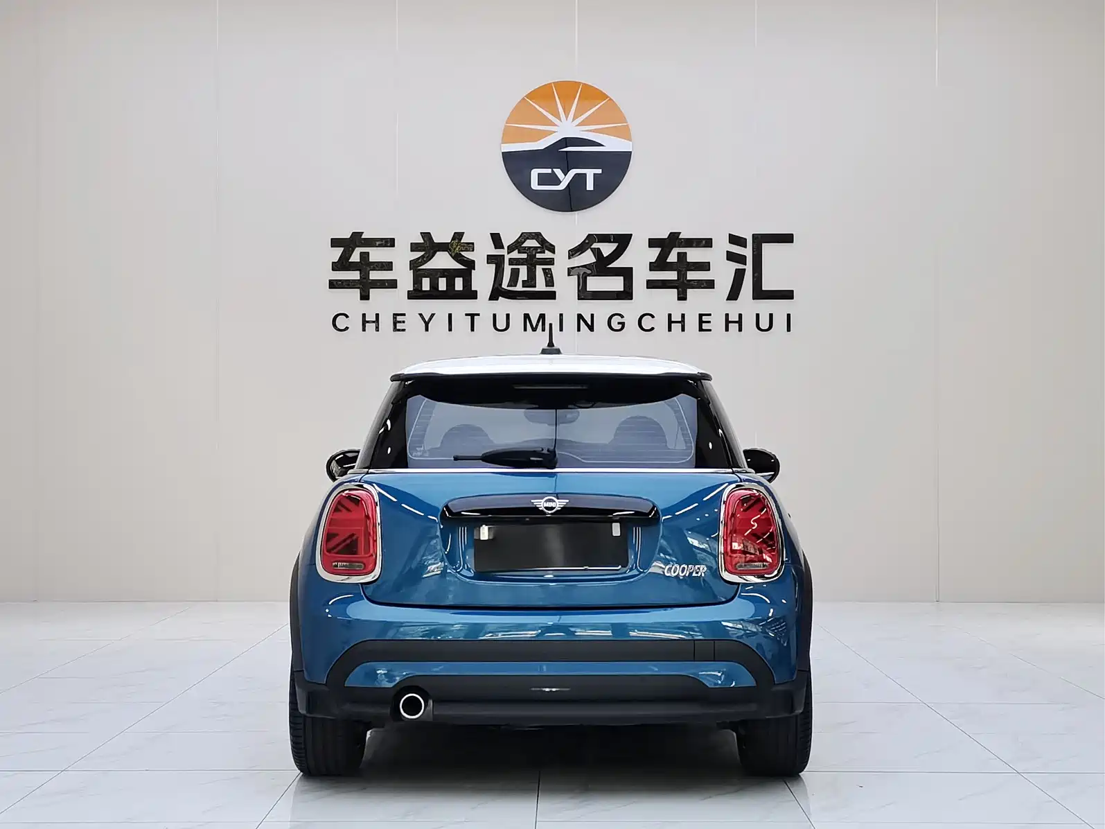 Фото 22 - MINI MINI