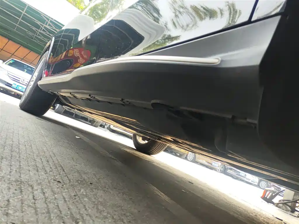 Mercedes-Benz GLC 2023 GLC 300 L 4MATIC Sport 5-Seater фото 22