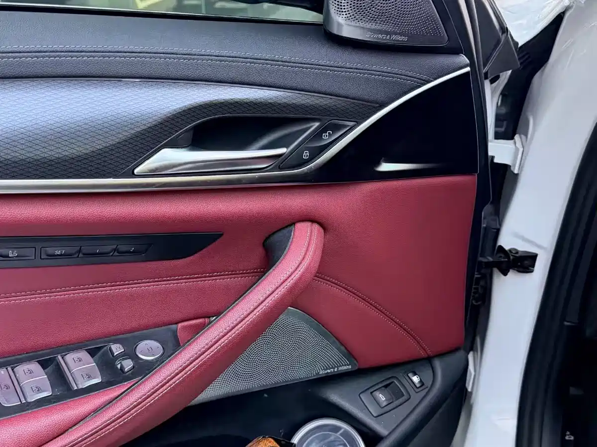BMW 5 Series New Energy 2022 Facelift II 535Le Pioneer Edition M Sport Package фото 6