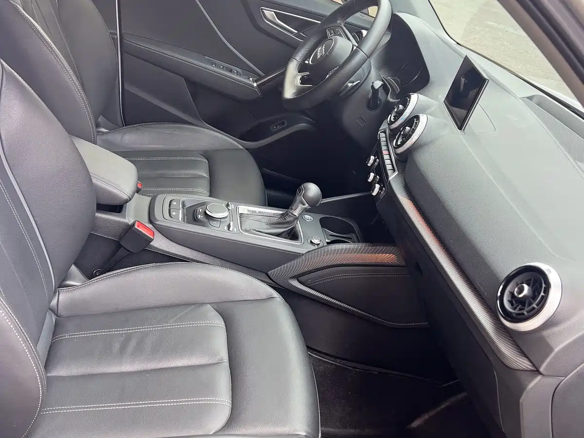 Audi Q2L 2024 35TFSI Fashion Sport фото 9