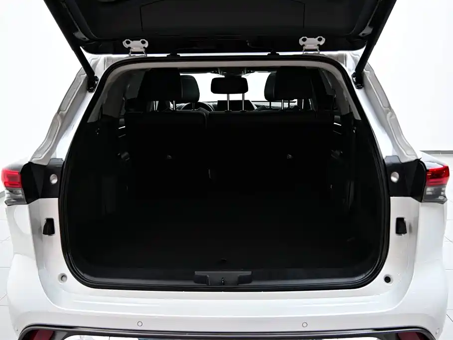 Toyota Highlander 2022 Model Dual Engine 2.5L 4WD Premium Edition 7-Seater фото 33
