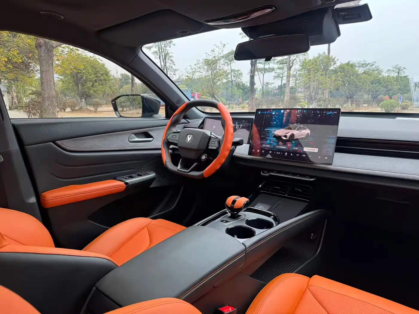 CHANGAN UNI-V