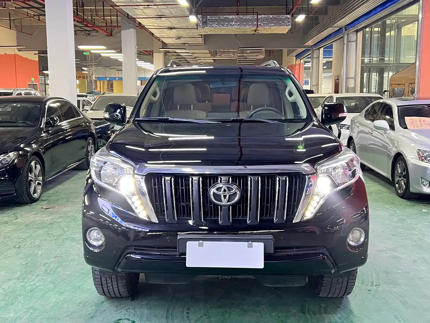 Toyota Prado 2014 4.0L Automatic TX-L NAVI фото 2
