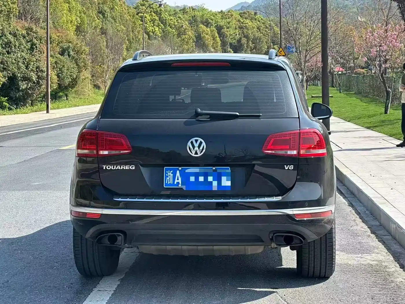Volkswagen Touareg 2017 3.0TSI Explorer Edition фото 3