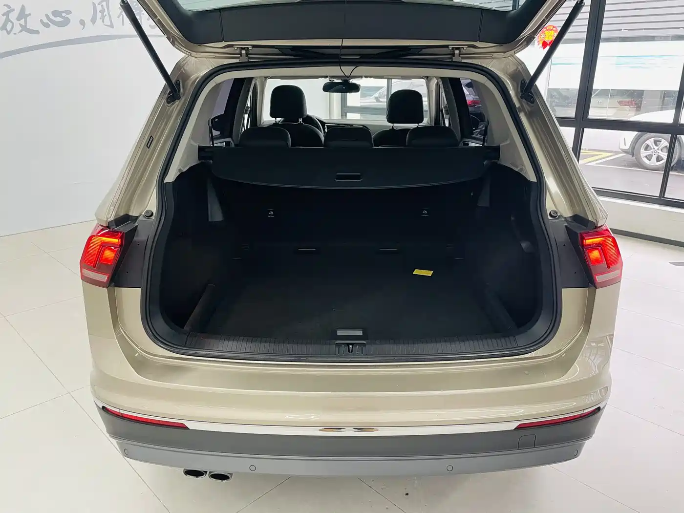 Volkswagen Tiguan L 2017 330TSI Automatic 2WD Luxury Edition фото 15